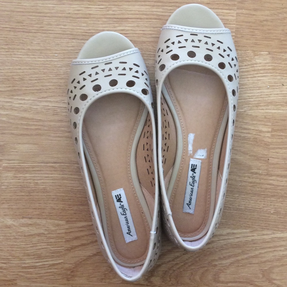 Open-Toe Flats ~ Sweet Cut-Outs!